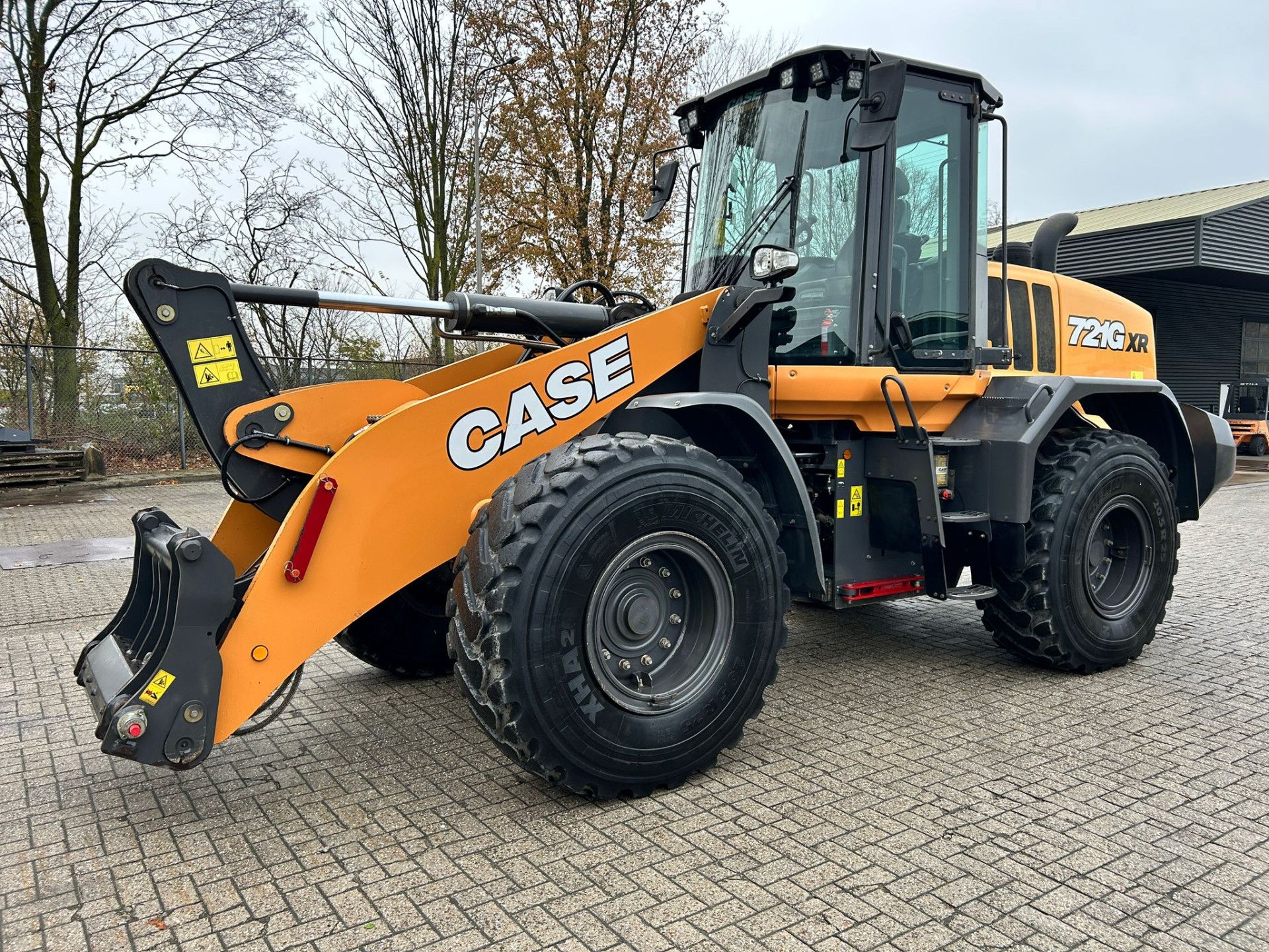 Case 721G-XR