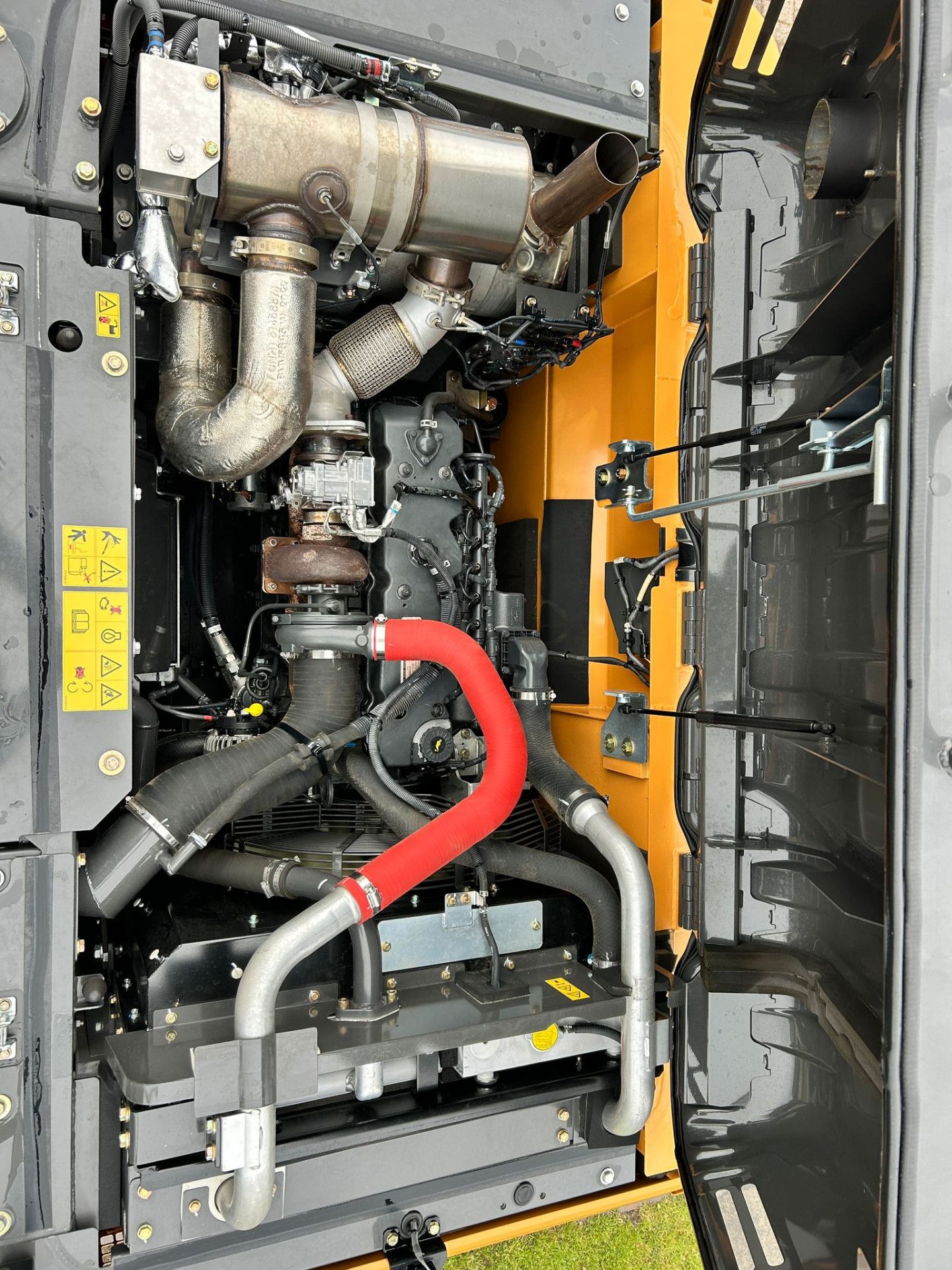 CX250E  2023 - 7