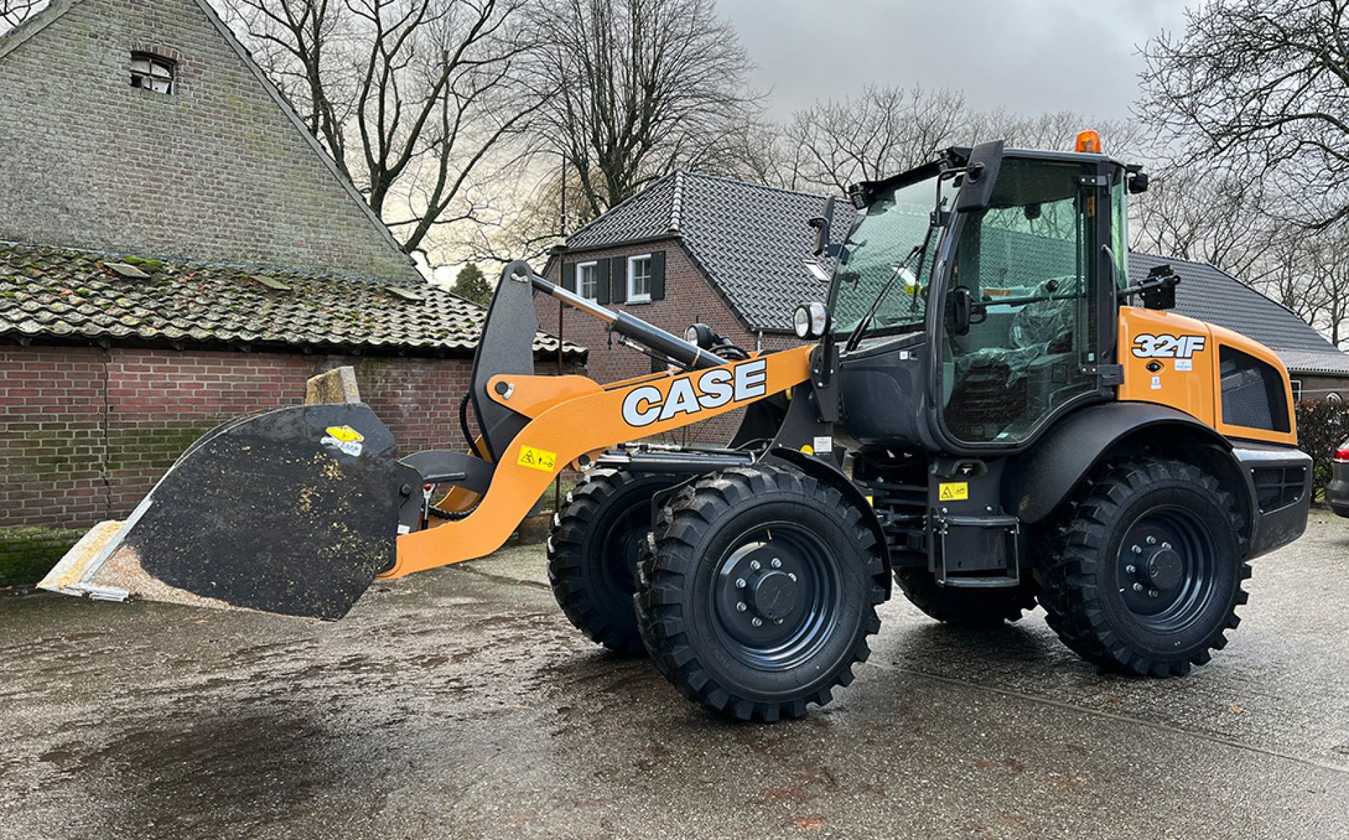 Case 321F voor Kuijpers Kalveren uit Bakel