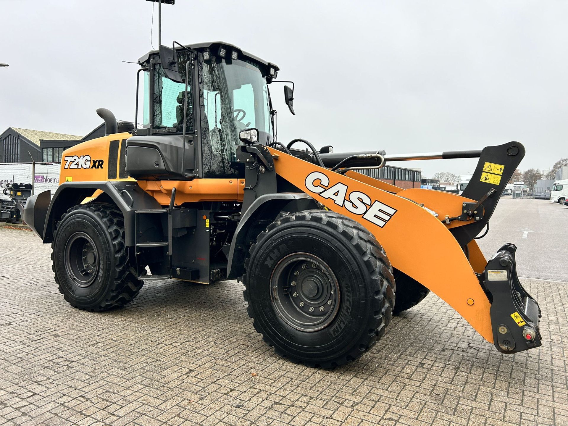 Case 721G-XR - 6