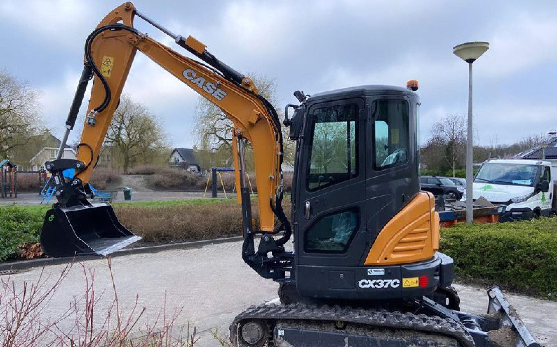 Twee nieuwe Case CX37C's voor Hoveniersbedrijf Dijkman