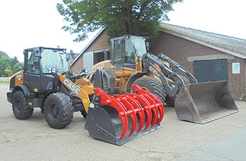 Case 121F compacte wiellader voor Rundveebedrijf Alders