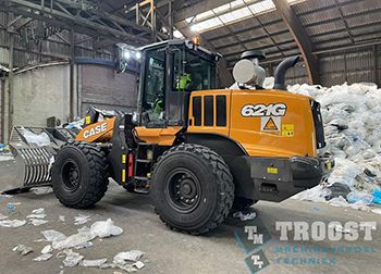 Case 621G voor Peute Plasticrecycling