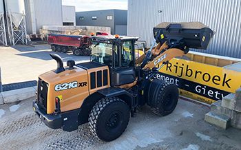Eerste Case 621G-XR Evolution wiellader voor Vloerenbedrijf Van Rijbroek