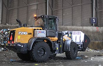 Case 721G-XR verwerkt afval bij Gemeente 's-Hertogenbosch