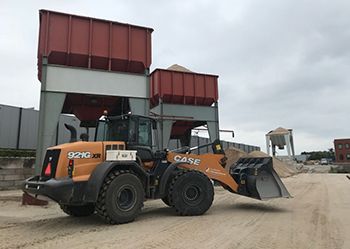 Nieuwe Case 921G XR voor Schotgroep/Combinatie Uilenvlietsehaven