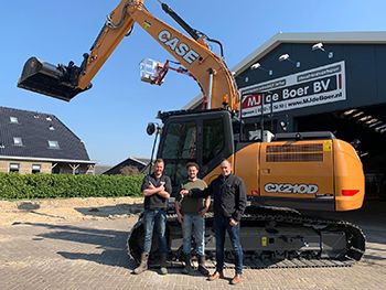 Naast miniâ€™s en midiâ€™s nu ook een maxi voor M.J. de Boer Nijeveen