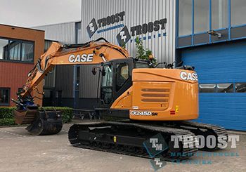 Case CX245D voor J.L. van der Helm Grondwerk