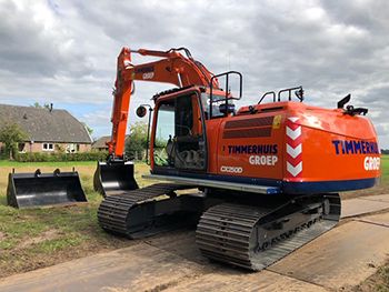 Timmerhuis Weg- en Waterbouw verduurzaamt met nieuwe Case CX250D