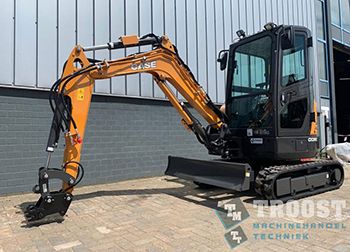 Case CX26C minigraver voor Kees Van Der Does Loonbedrijf