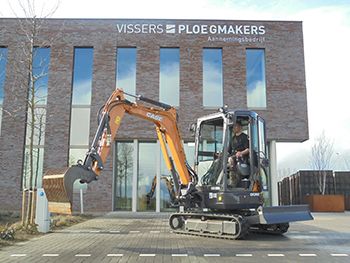 Case CX26C minigraver voor Vissers Ploegmakers Oss
