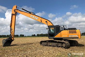 Nieuwe Case CX300D semi long reach voor JARO uit Stellendam