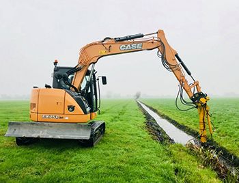Nieuwe Case CX250D voor John Bunnik