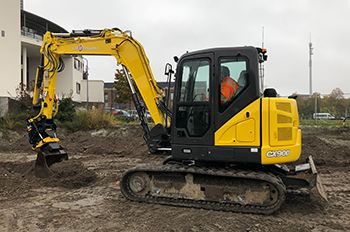 Case CX90D midi-rupsgraafmachine voor Van Mensvoort uit Veghel