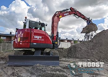 Veelzijdige en compacte Case CX90D aan Sagro geleverd