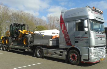 Eerste Case grader in Nederland geleverd aan Grader Totaal