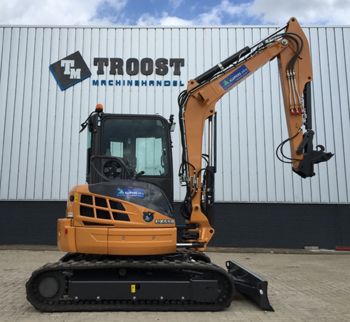 Case CX55B voor Kuipers Infra