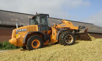 Loonbedrijf Van der Looy neemt Case 721F in gebruik