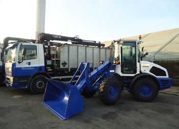 Case 321E compacte wiellader voor Rendac Son