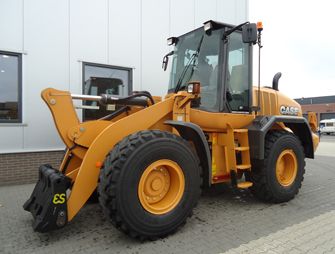 CASE 621E shovel naar JP van der Schoot uit Oirschot