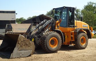 Case 621F-XT naar Janssen Pluimvee
