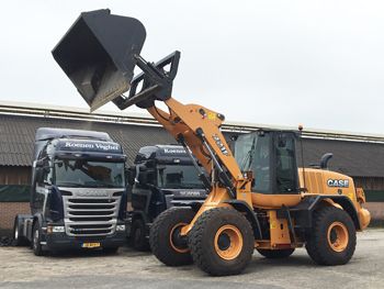 Case 721F shovel voor Koenen Veghel BV